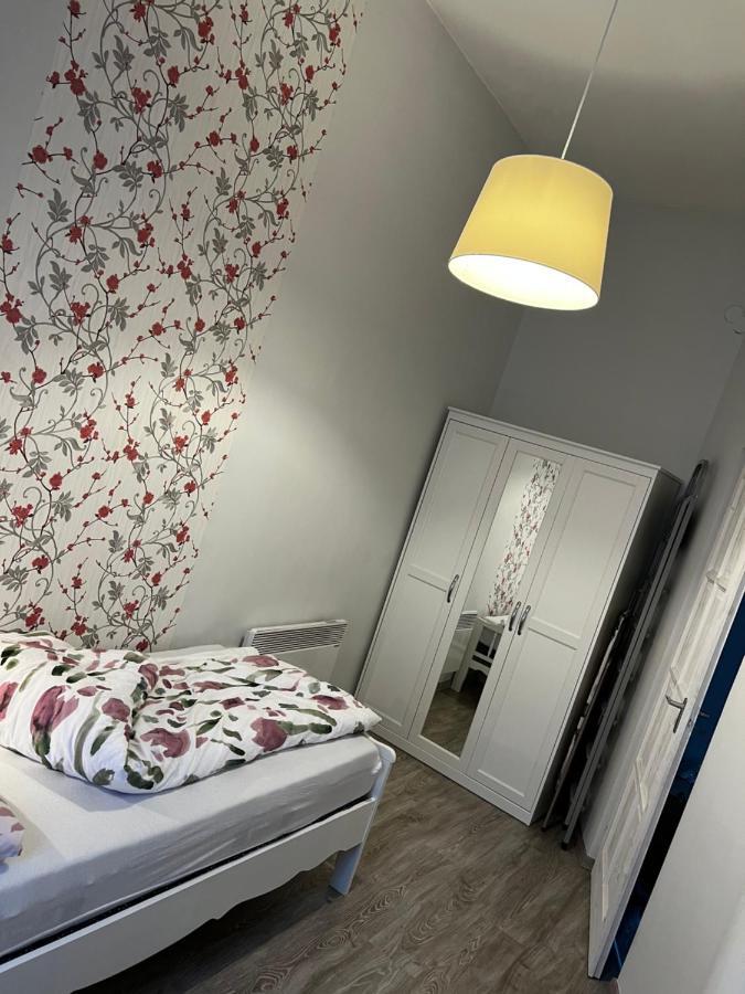 Pazmany Rest Apartment *
