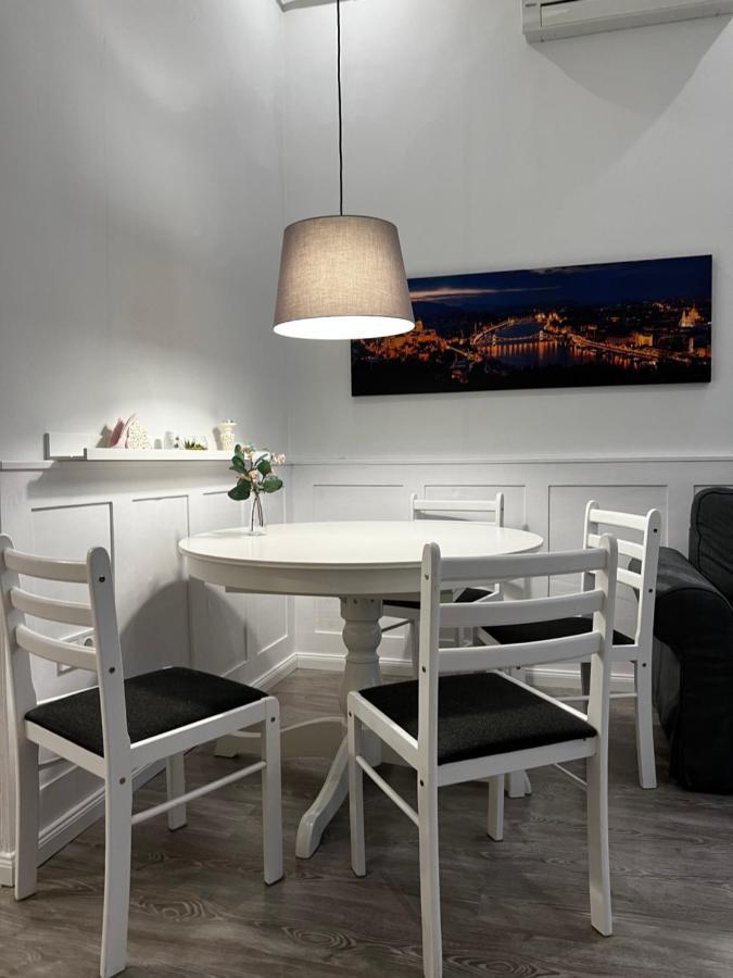 Apartment Pazmany Rest